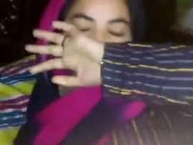 Indian Muslim hottie gets fucked by her boyfriend