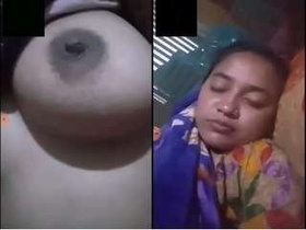 Naughty Indian babe flaunts her breasts and vagina on webcam