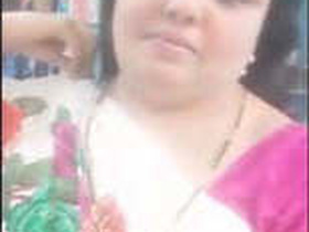 Stunning Indian MILF flaunts her big breasts and intimate parts