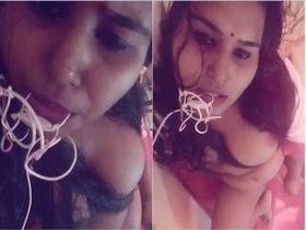 Exclusive video of a cute single girl exposing her breasts on a call