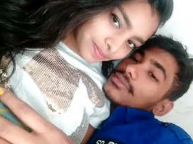 Passionate amateur couple goes hardcore in bed