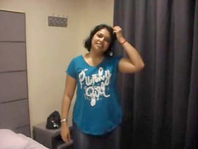 Jio and her boss from reliance put on a steamy performance at a hotel