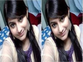 A seductive Pakistani girl flaunts her curves