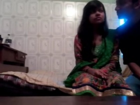 Desi couple goes undetected in this video