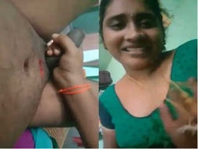 Telugu bhabhi performs a sensual handjob