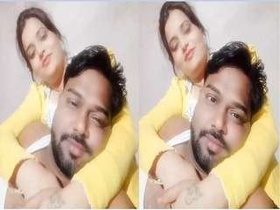 Sizzling Desi couple in passionate romance