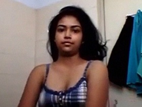 Kannur Malayali girl's nude selfies go viral