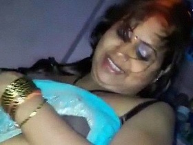 Local Indian MILF indulges in horseback riding XXX