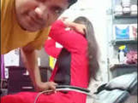 Must-see video of a couple in parare giving oral sex