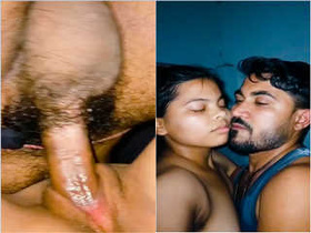 Amateur Desi lover gets fucked standing up