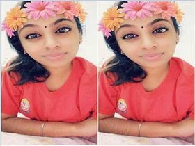 Tamil Malaysian girl flaunts her boobs in exclusive video