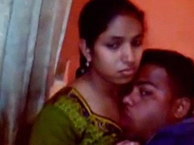 Desi couple's steamy phone sex session