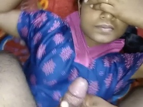 Horny Marathi babe takes on a big cock and swallows cum in HD video