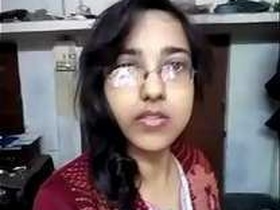 A sweet and innocent Indian girl bares it all in this explicit video