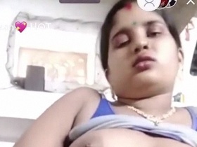 Watch Muscan hottie Monica Bhabha strip down and show off in a naked tango video