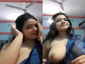 Indian girl in Bangla shows off her big boobs and dances in exclusive video