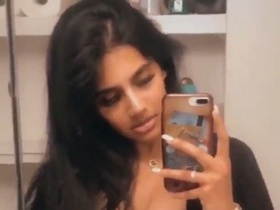 Tamil model captures her beauty in nude selfies