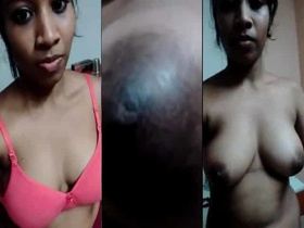 Desi girl takes selfies for her boyfriend