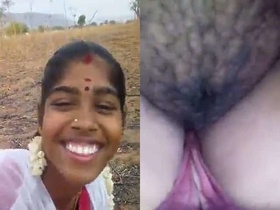 Indian wife flaunts her natural body in a public setting