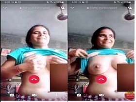 Desi bhabhi flaunts her boobs and pussy on video call