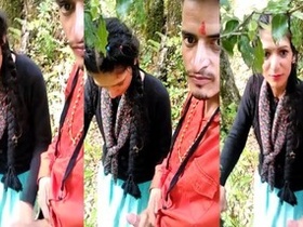 Outdoor sex MMS of a desi girlfriend giving a handjob to her boyfriend