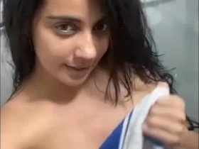 Cute Indian girl shows off her body in a steamy video