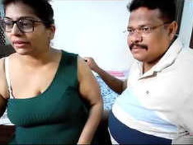 MILF with a big ass gets her asshole licked
