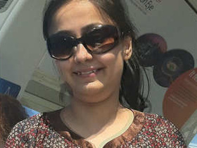 Desi bhabi enjoys sexual pleasure with her boyfriend in a hotel room