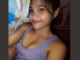 Cute Indian girl with big boobs shows off her body on video call