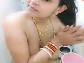Indian bhabhi Khushbu shows off her nude body and masturbates on camera