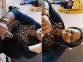 Desi amateur bhabhi plays with dick in exclusive video