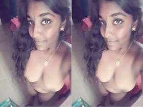 Lankan Tamil babe gets naughty and shows off her wet pussy in exclusive video