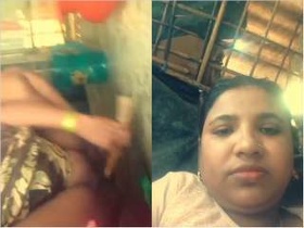 Exclusive video of a Desi bhabhi pleasuring herself
