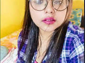 Indian bhabhi's secret rendezvous with her lover in a hotel room