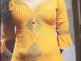 Sona, a Desi tango star, gets fucked hard and cums