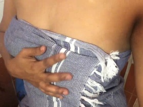 Tamil bhabhi's hot and sexy nude show