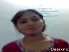 Tamil college girl flaunts her bouncing boobs and pussy in explicit video