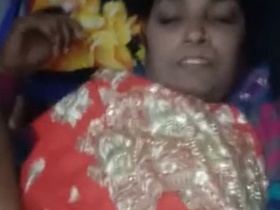 Mature bhabhi gets fucked by lover, screaming with pleasure