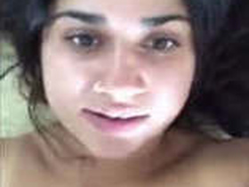 Pakistani married girl goes nude for her lover in video