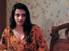 Desi Indian porn featuring hot cousin sex