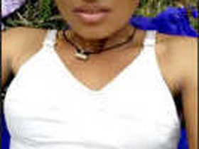 Desi Bihari couple has outdoor sex in vdo tagged 