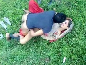 Outdoor sex scene with Pathani couple