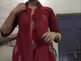 Young Bengali girl shows off her pussy