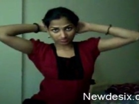 Tamil college girl gets naughty in the pool