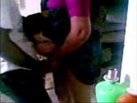 Tamil babe in saree gives handjob and gets fucked at home