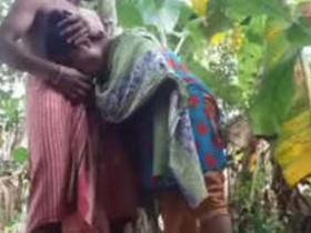 Bangla bhabhi gives a blowjob and gets fucked in a banana field