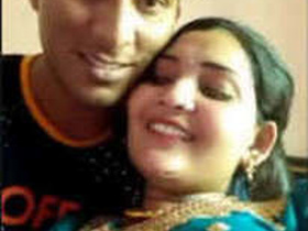 Desi wife gets fucked and gives a blowjob