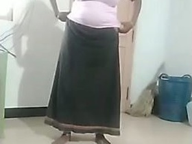 Watch a hot Tamil babe tango in this steamy video