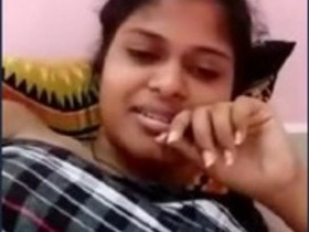 Adorable Indian woman in steamy video