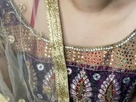 Cute desi girl with a sexy figure gets naughty